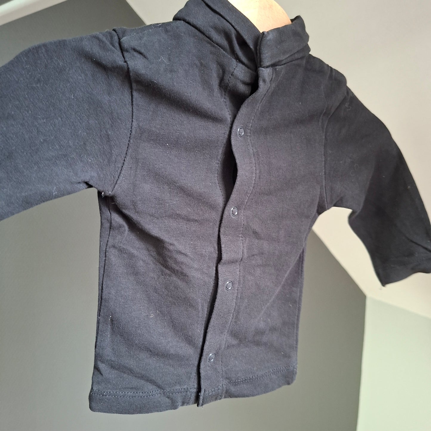 Sous-pull noir