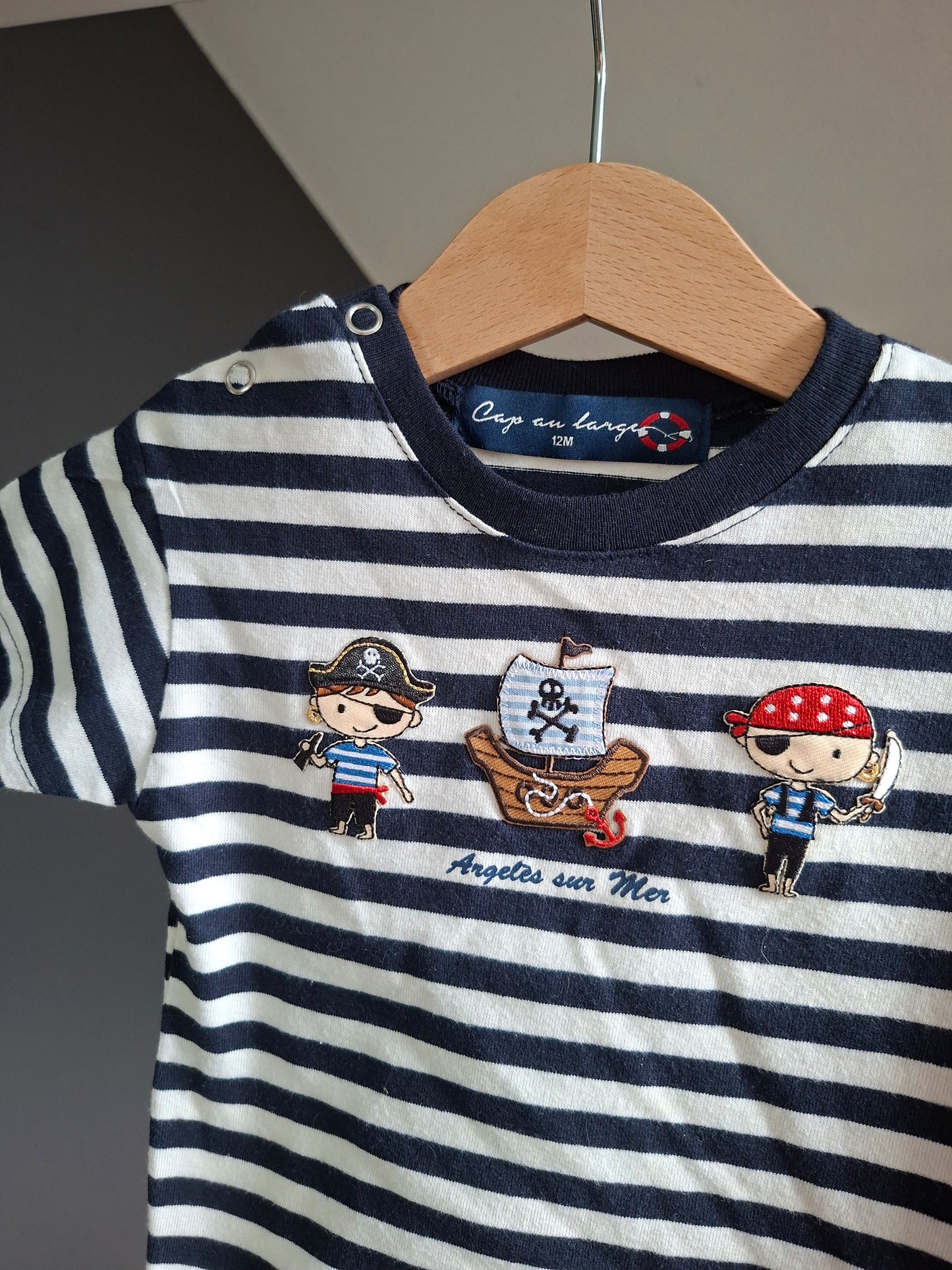 T-shirt pirates