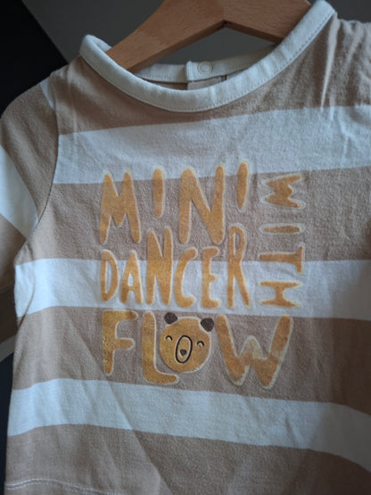 T-shirt rayé beige et blanc