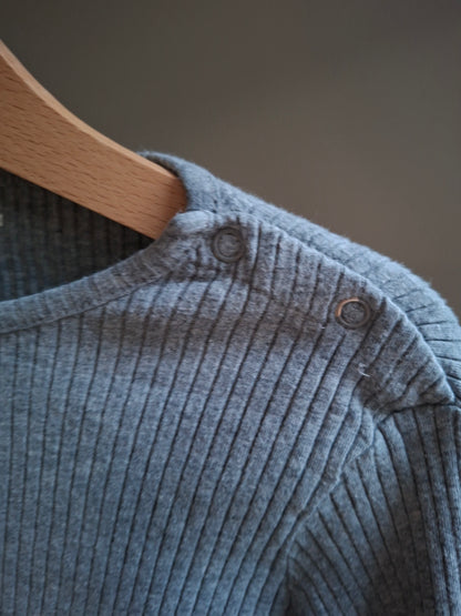 T-shirt côtelé gris