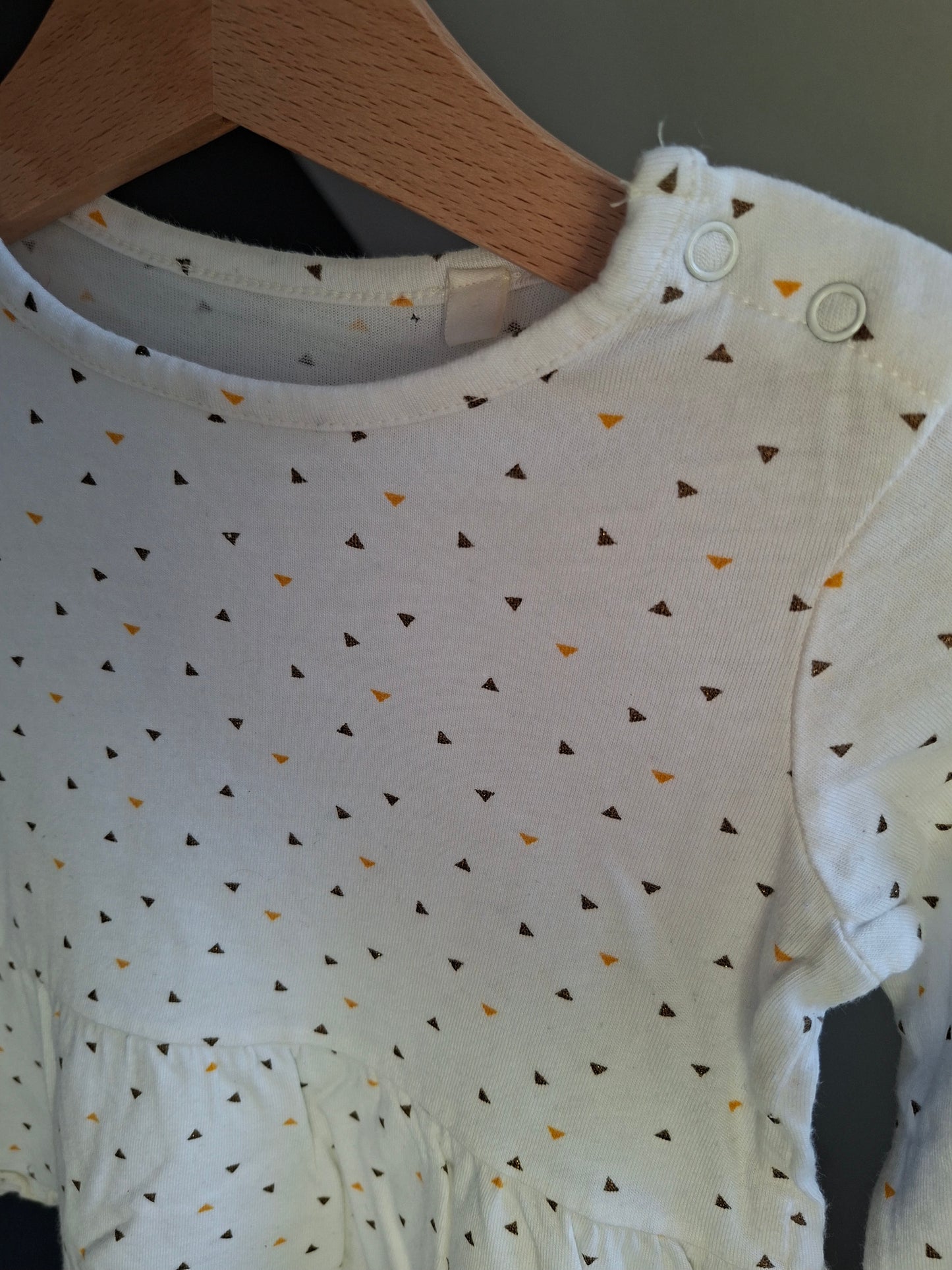 T-shirt motif