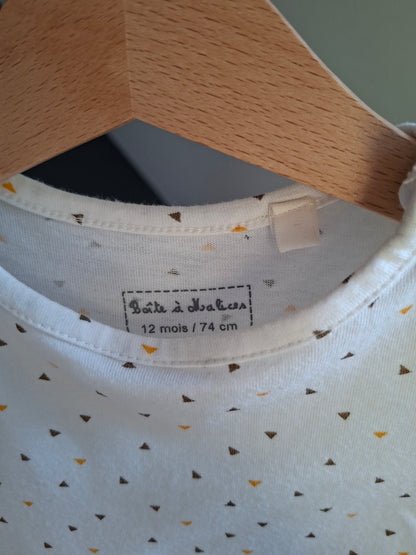 T-shirt motif