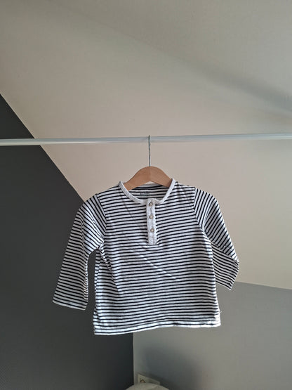 T-shirt rayé noir et blanc