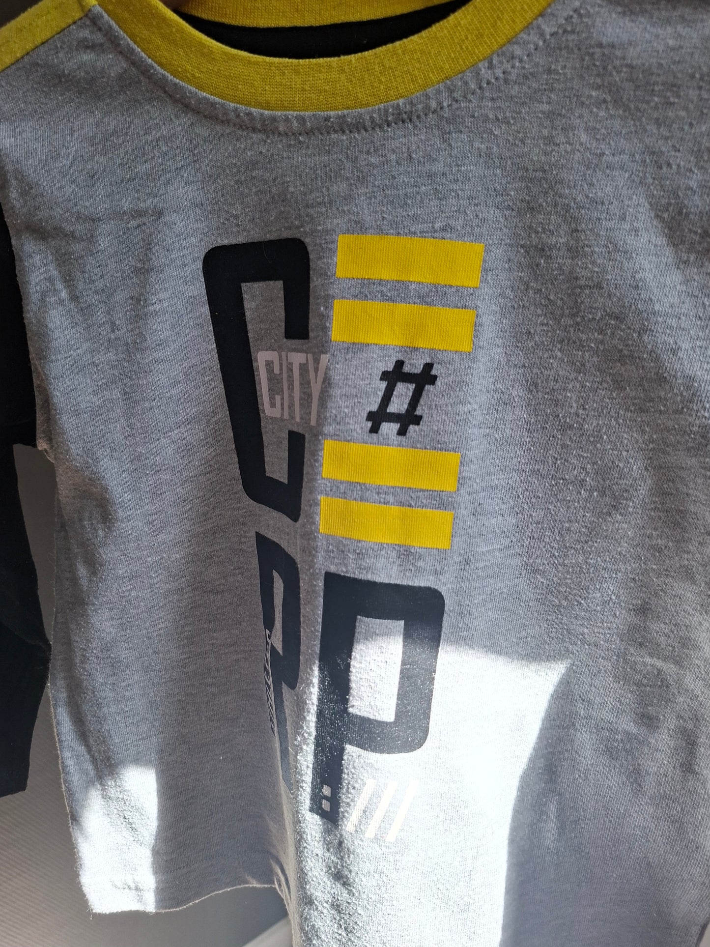 T-shirt city