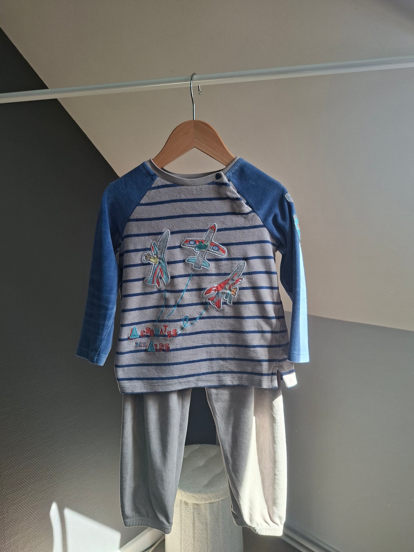 Pyjama 2 pièces "avions"