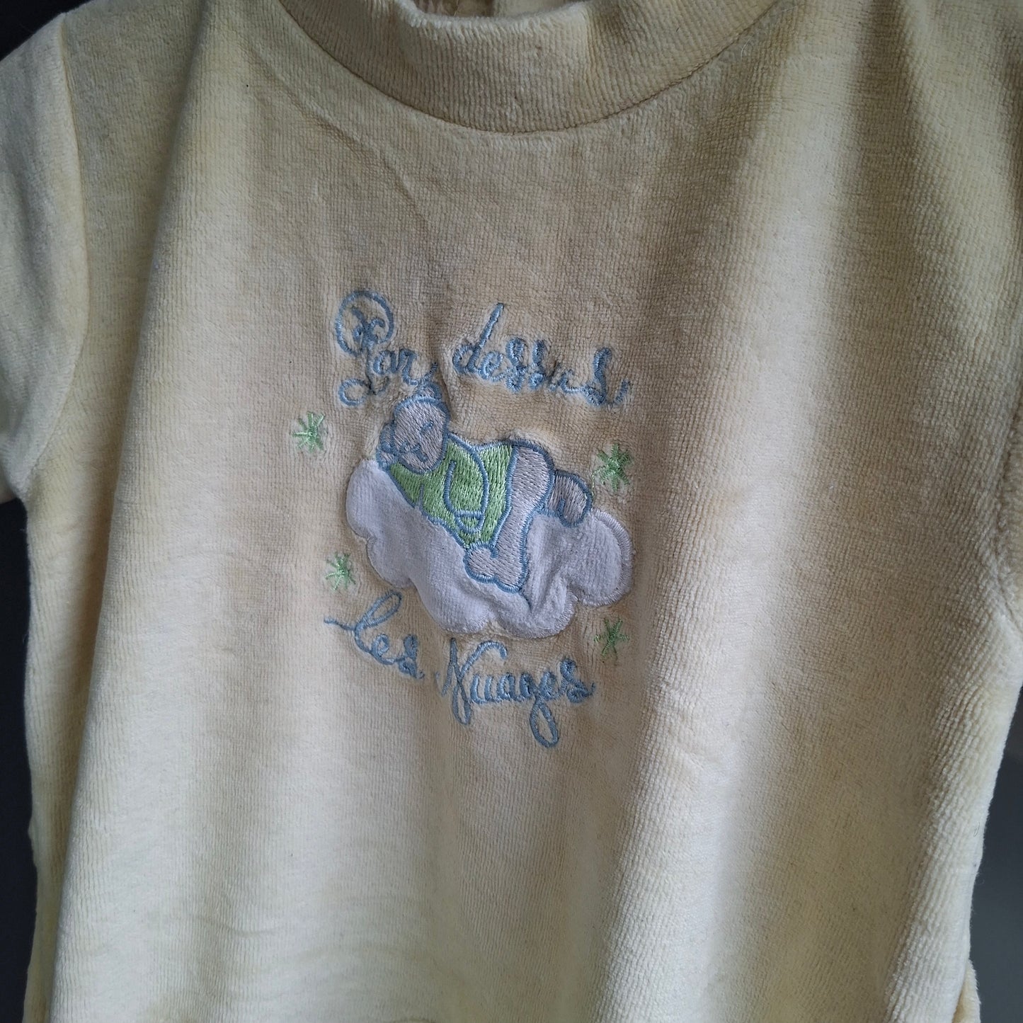 Pyjama "par dessus les nuages"