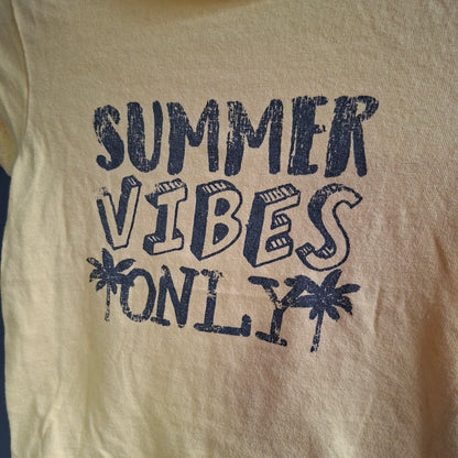 T-shirt "summer vibes only"