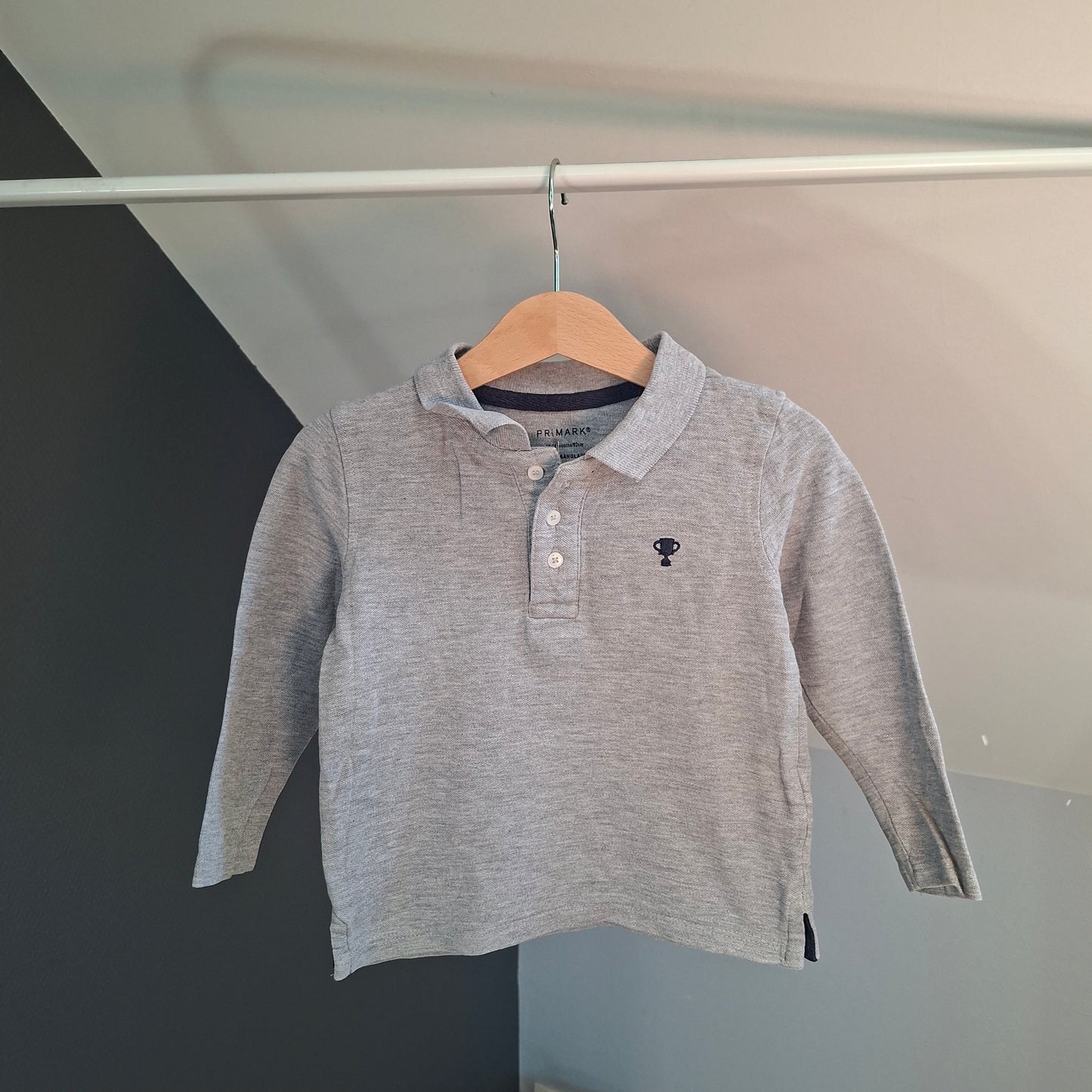 Polo gris