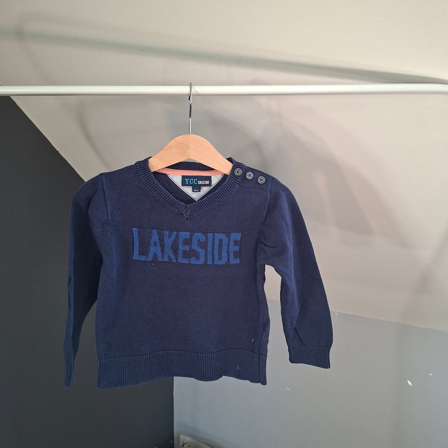 Pull "lakeside"