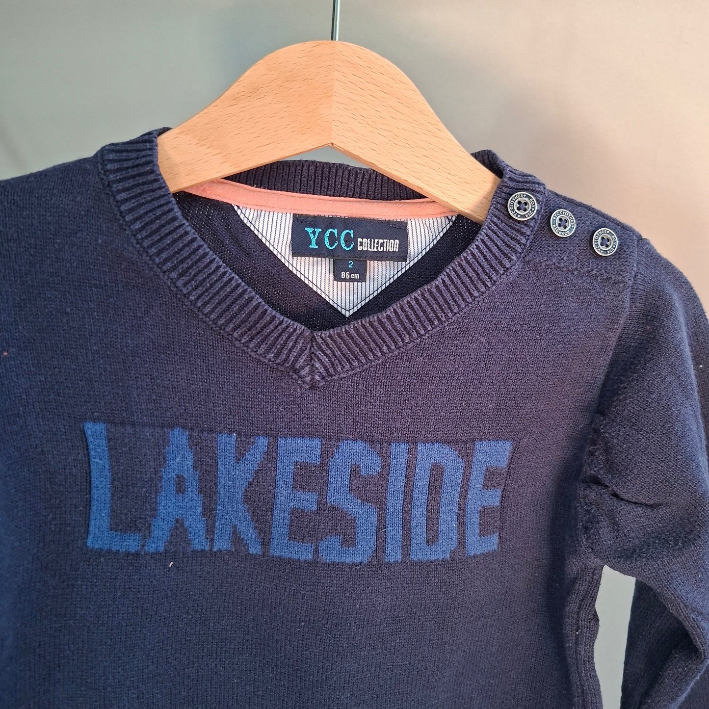 Pull "lakeside"