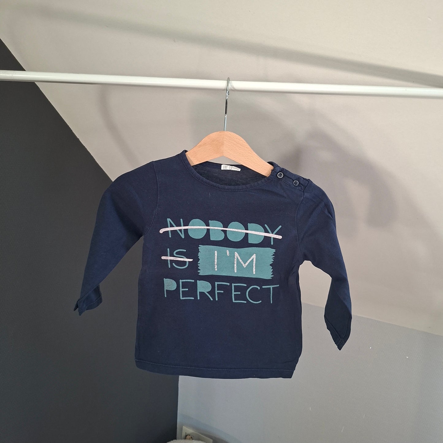 T-shirt "I'm perfect"