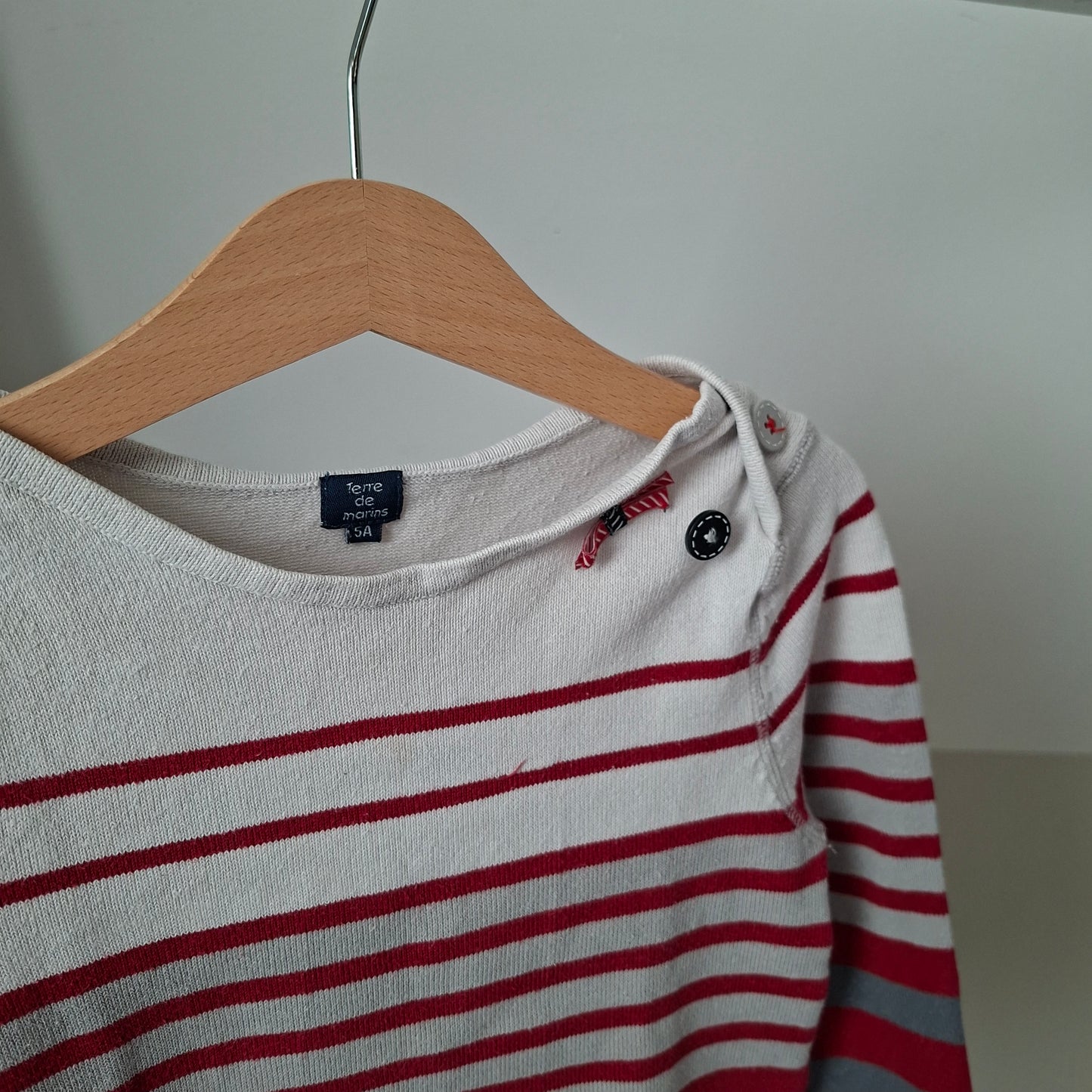 Pull rayé tricolore 5 ans