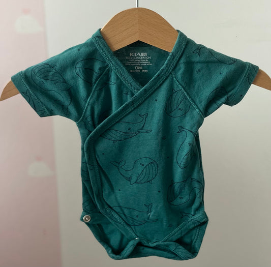 Body baleine naissance