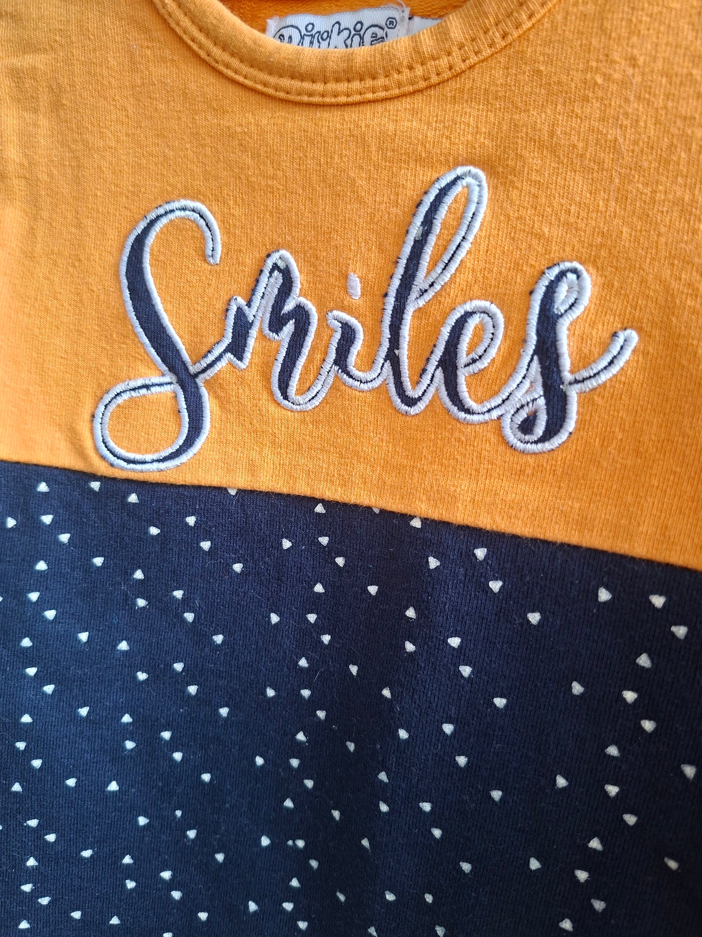 Robe "smiles"