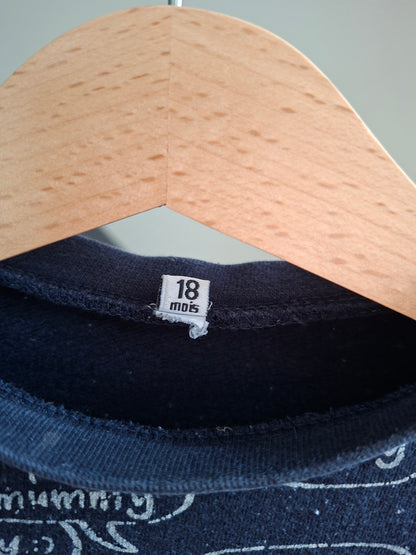 Pull noir motif