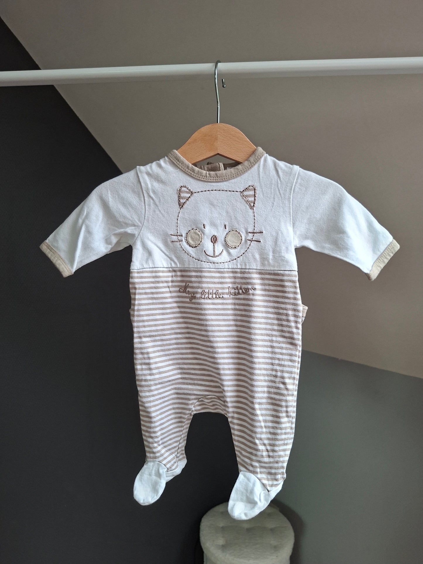 Pyjama "chat"
