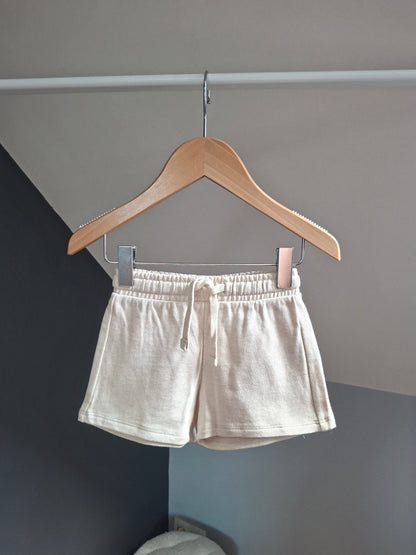 Short beige