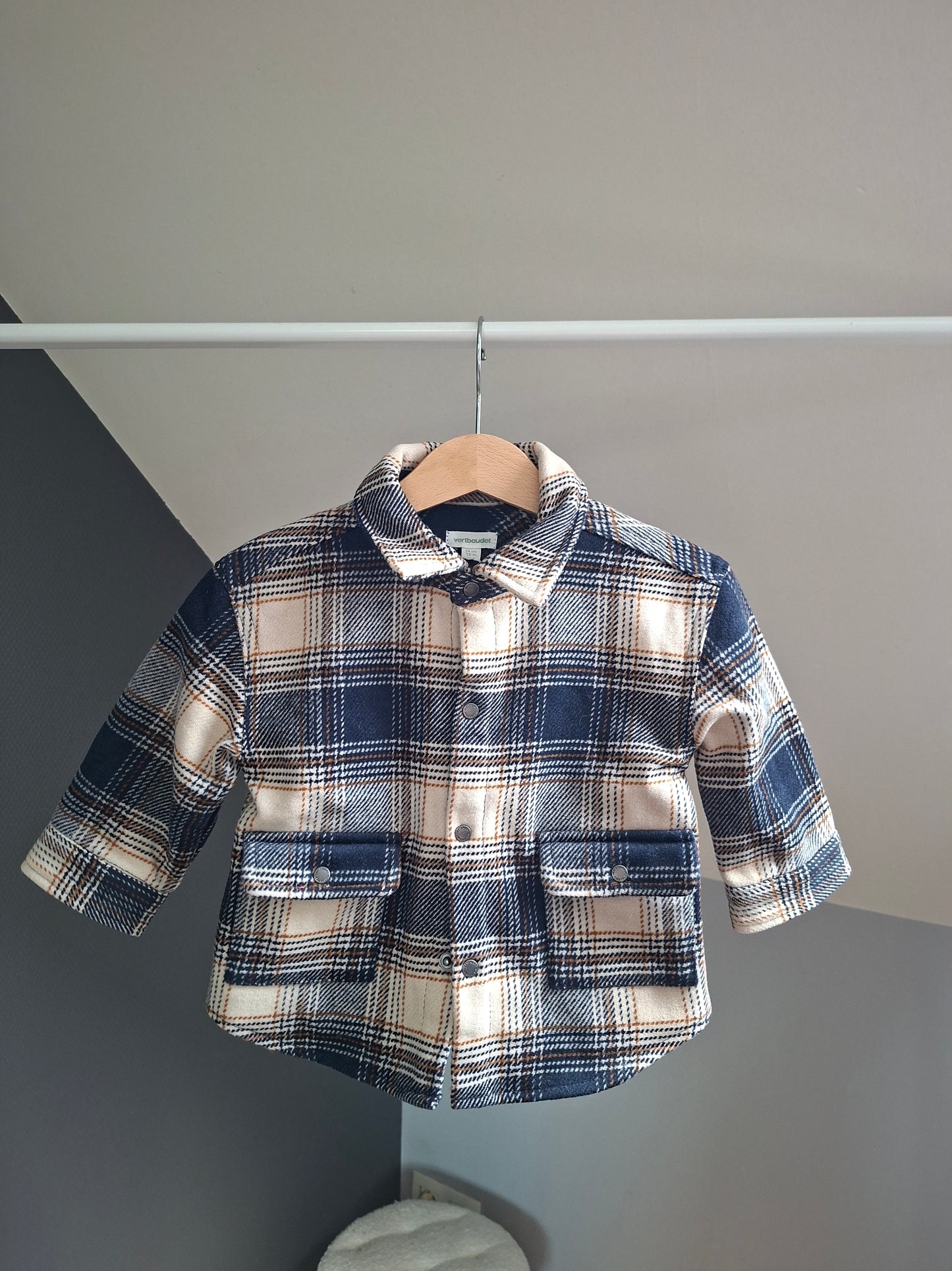 Manteau à carreaux