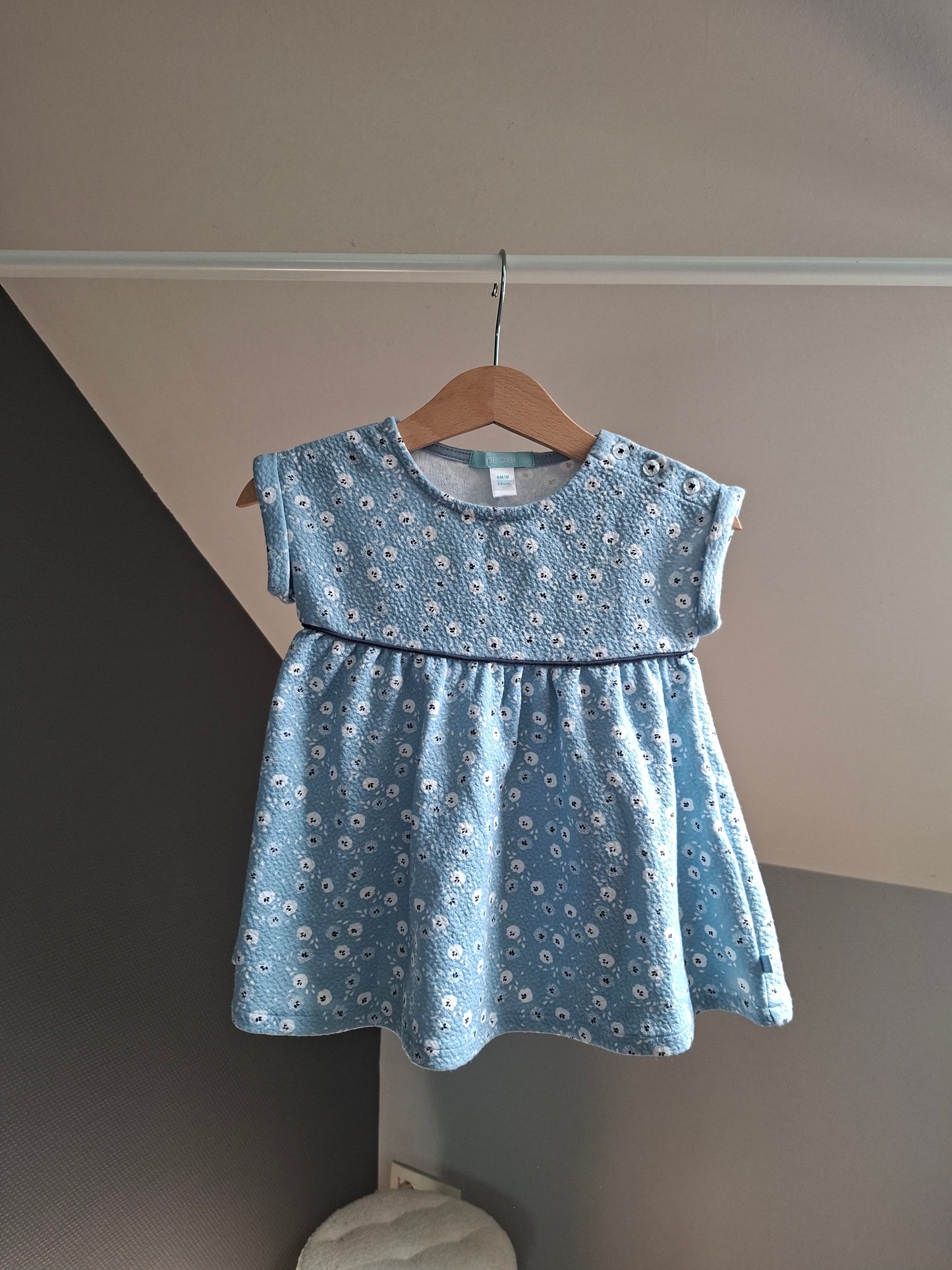 Robe bleu fleuris