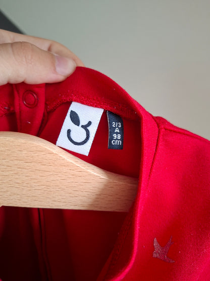 Robe rouge à motif
