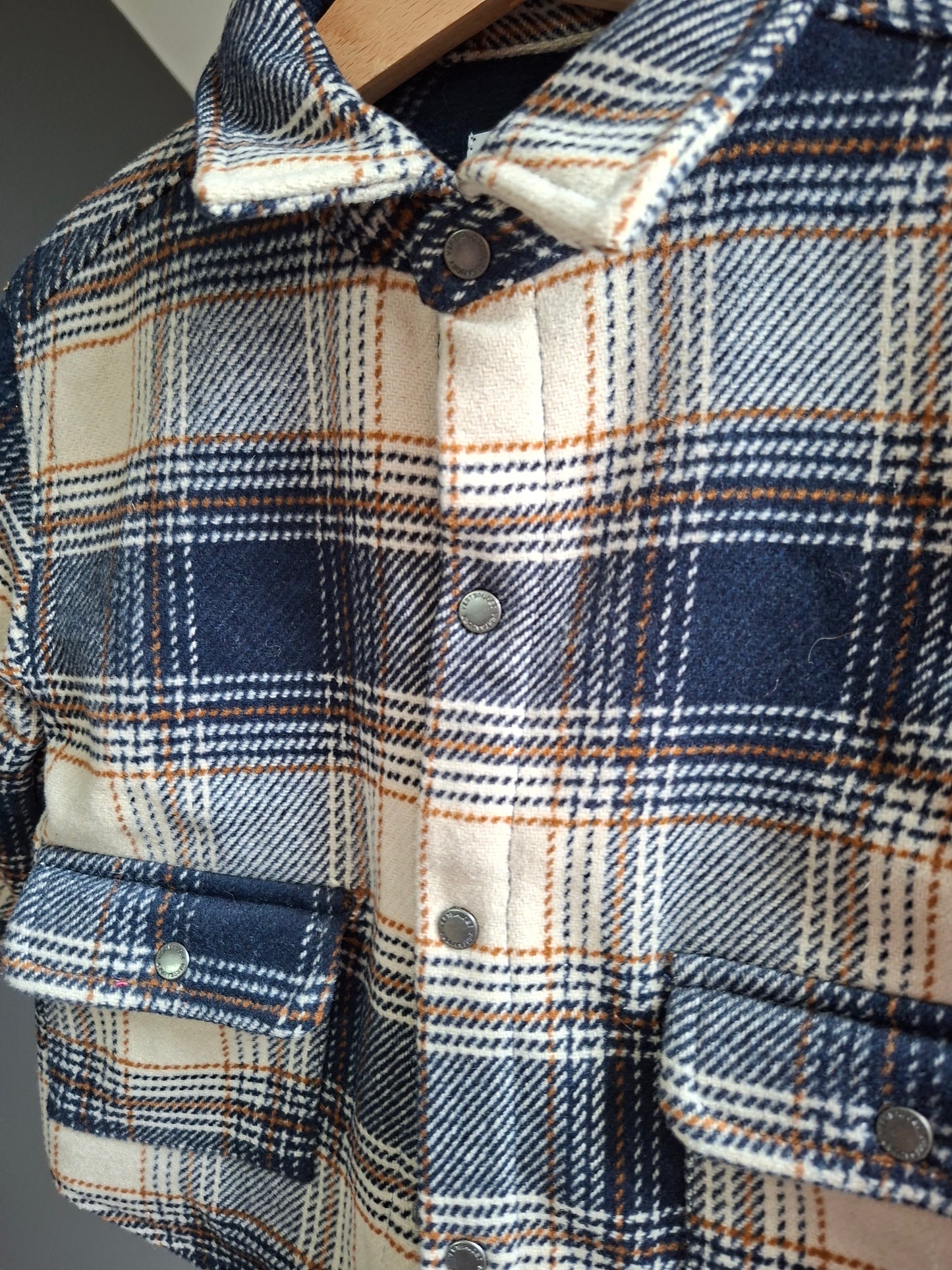 Manteau à carreaux
