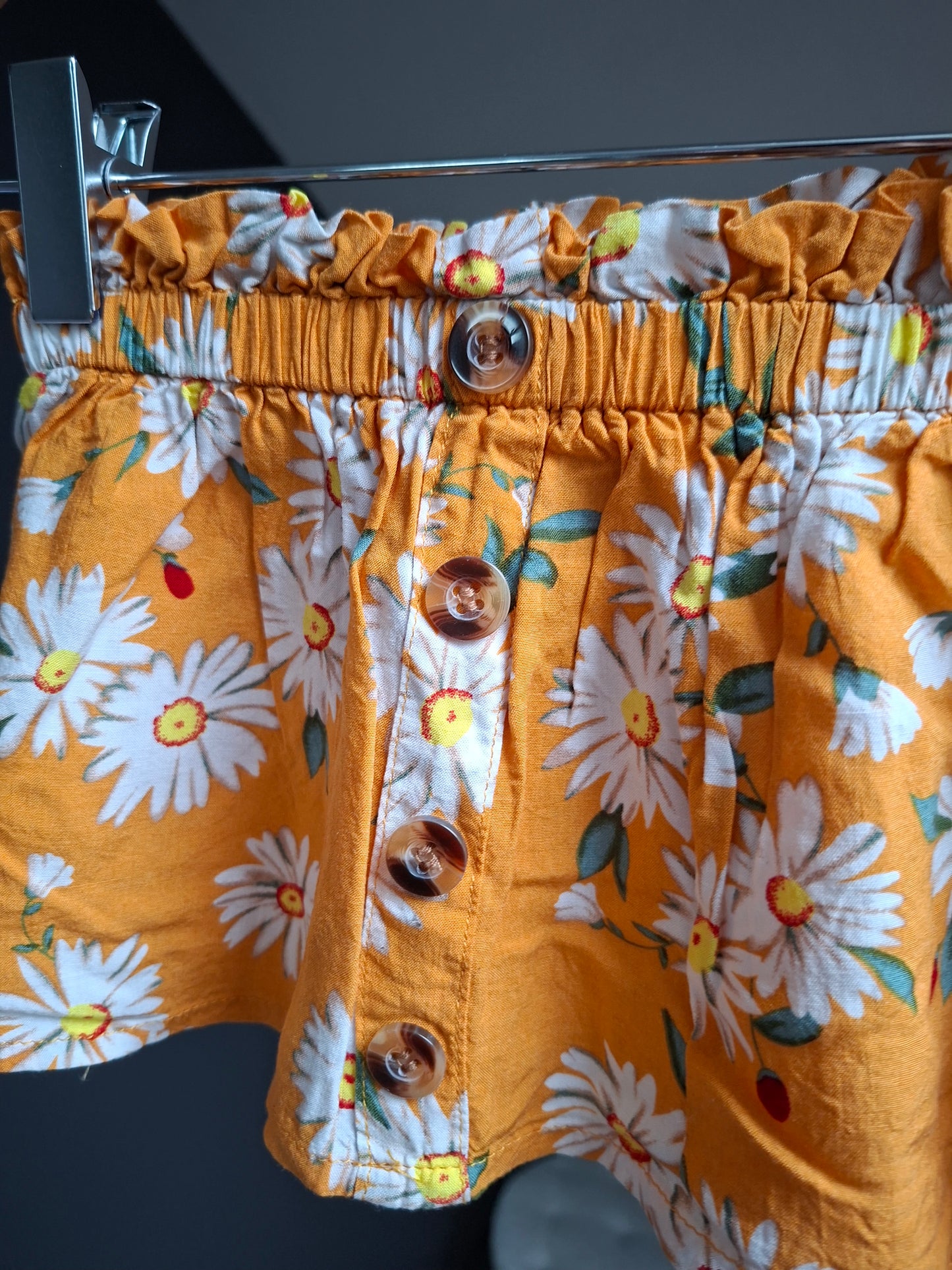 Jupe orange fleuris