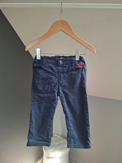 Pantalon bleu rayé